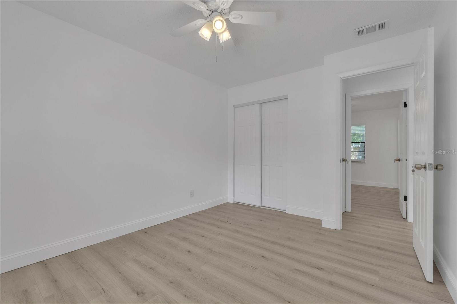 2840 Central Dr Property Photo 22
