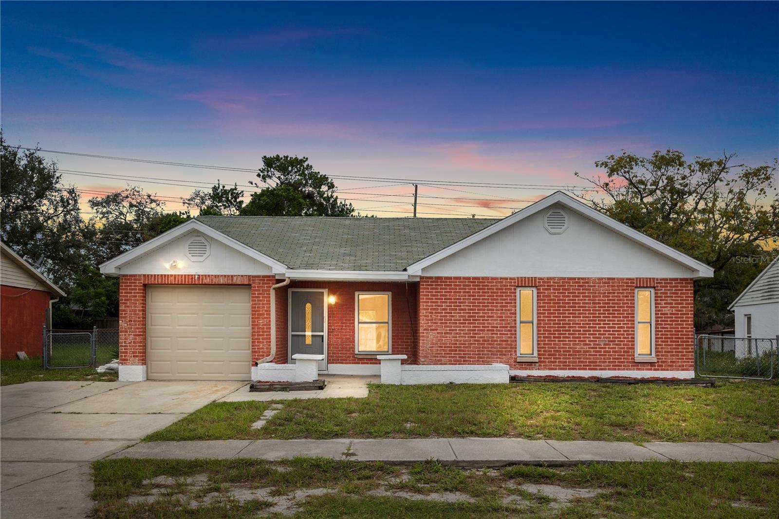 8221 Autumn Oak Ave Property Photo 1