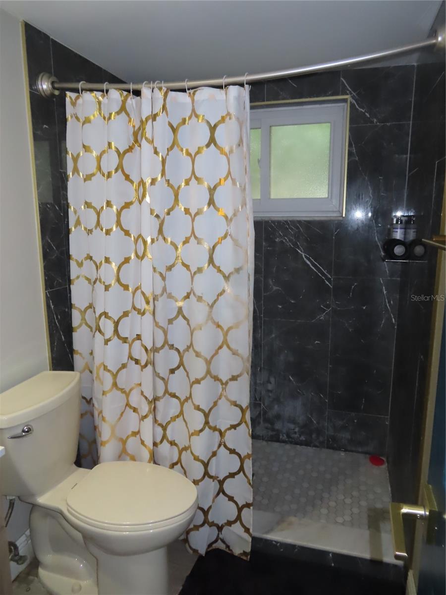 28524 Twinbrook Ln Property Photo 18