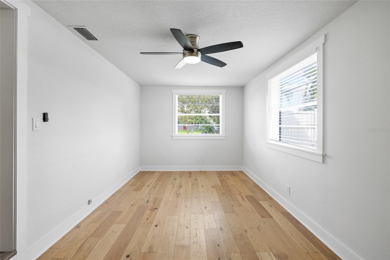 4232 W Bay View Ave Property Photo 18