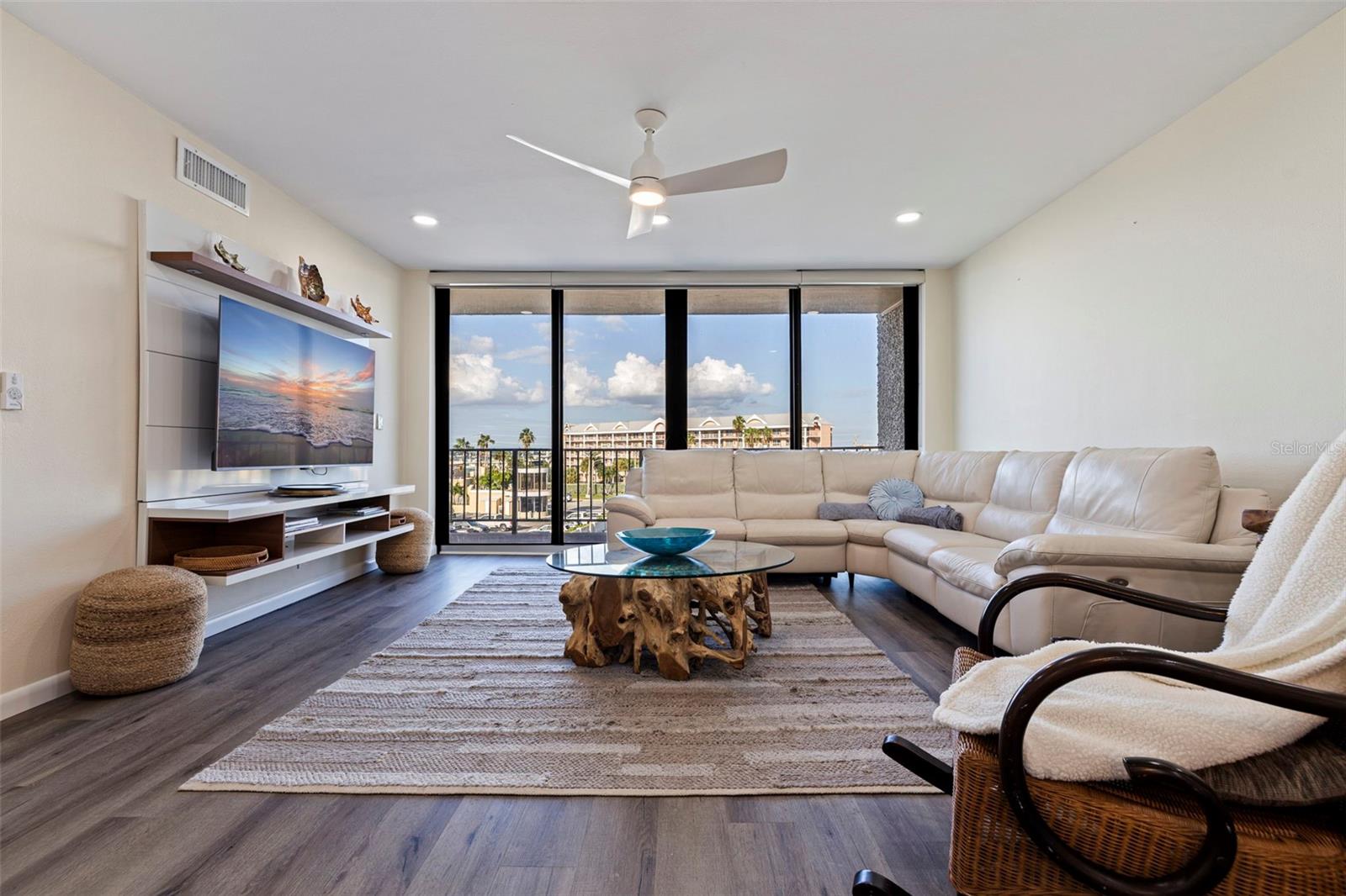 5396 Gulf Blvd #407 Property Photo 19