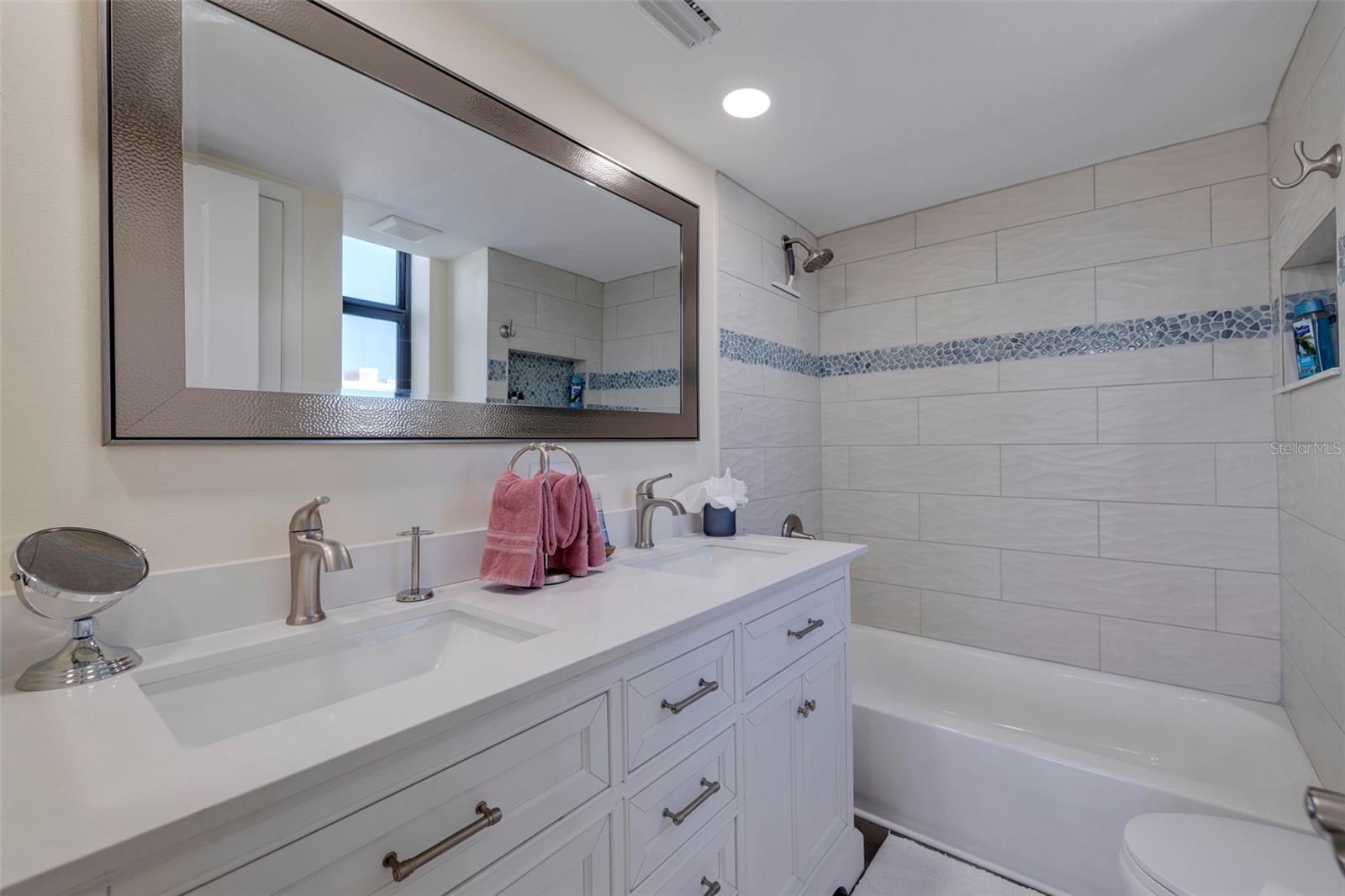 5396 Gulf Blvd #407 Property Photo 43