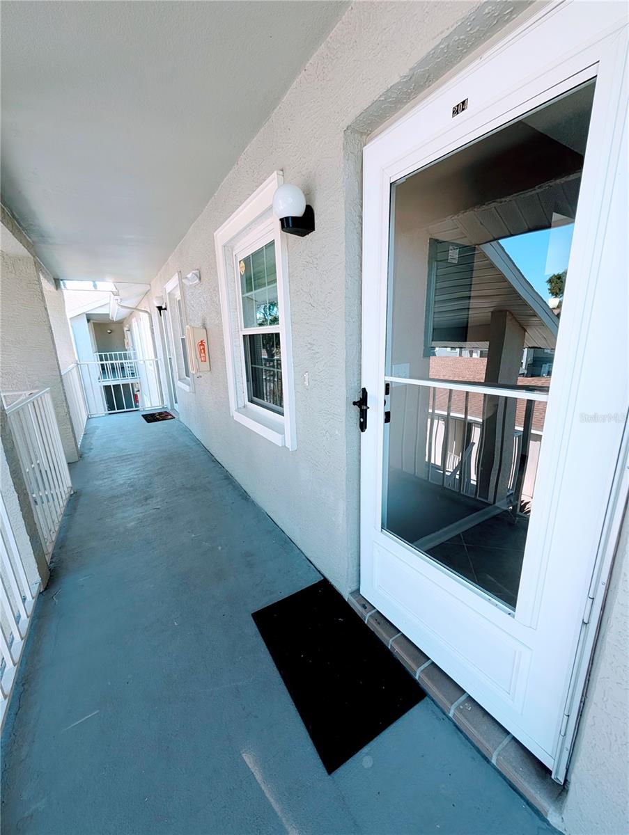 1435 Millstream Ln #204 Property Photo 3