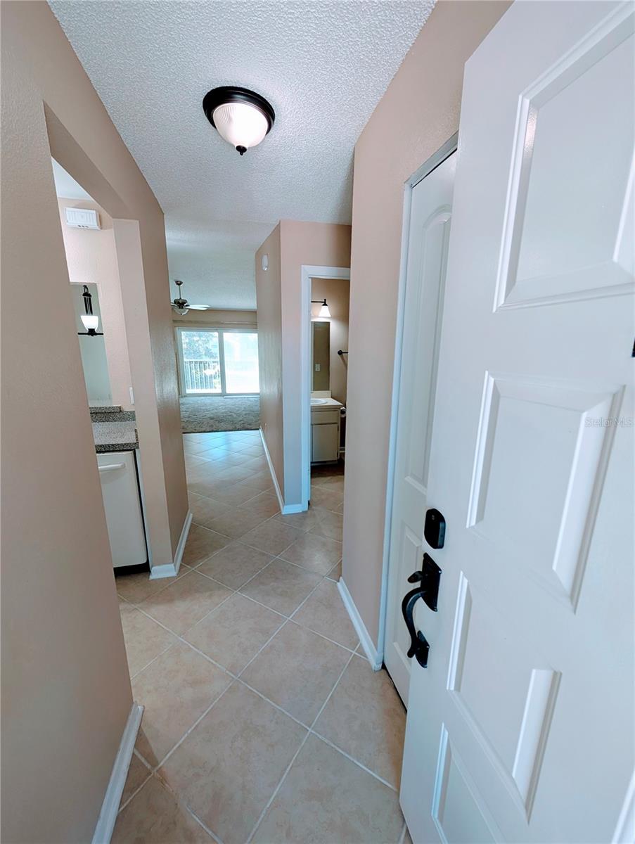 1435 Millstream Ln #204 Property Photo 5