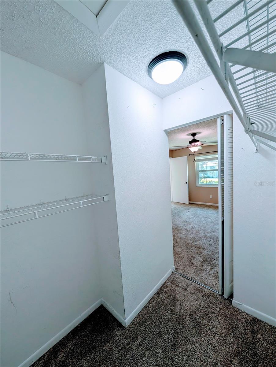 1435 Millstream Ln #204 Property Photo 20