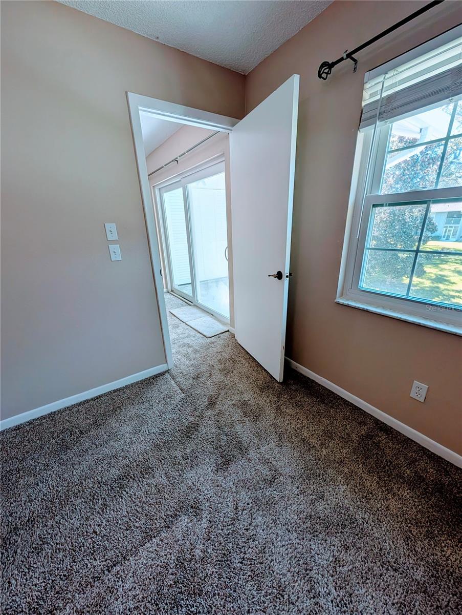 1435 Millstream Ln #204 Property Photo 28