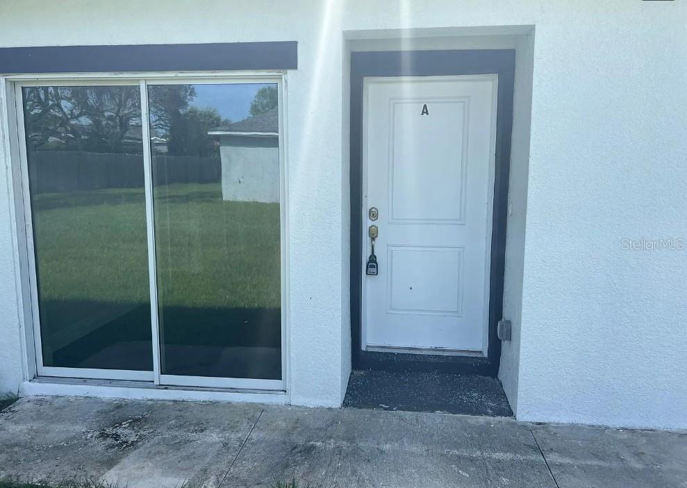 2261 Florida Dr #a Property Photo 2