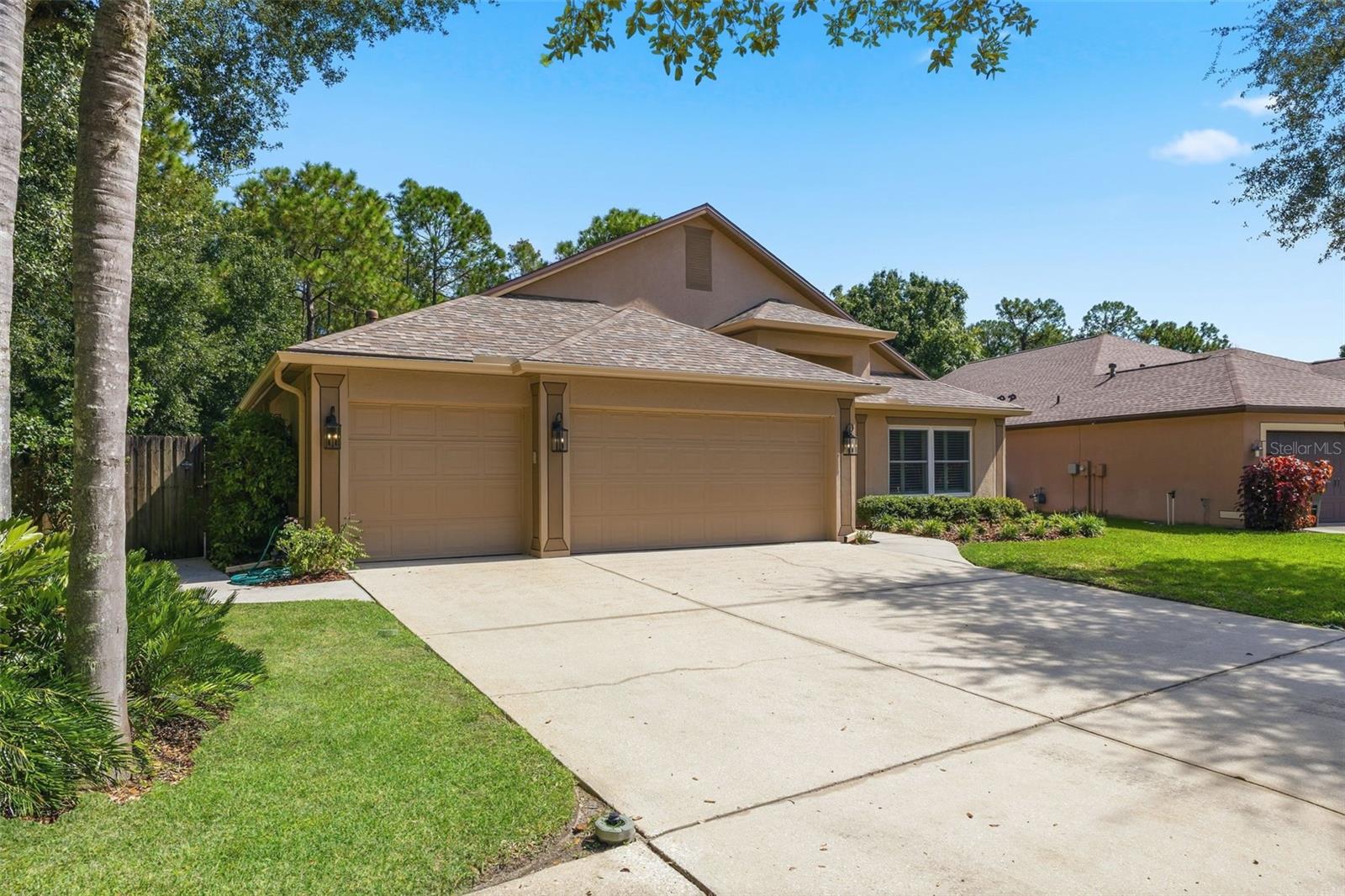 19221 Robin Perch Ln Property Photo 4