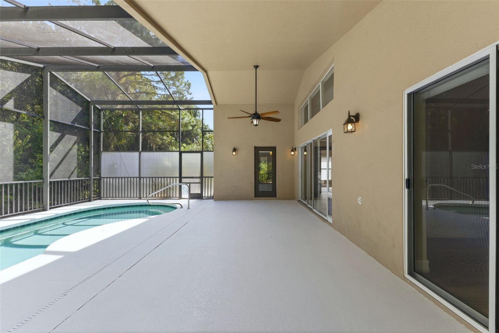 19221 Robin Perch Ln Property Photo 47