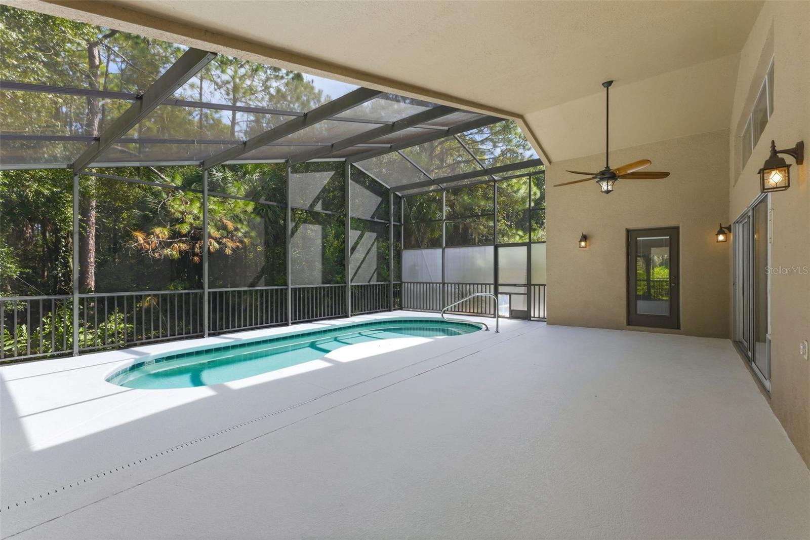 19221 Robin Perch Ln Property Photo 52