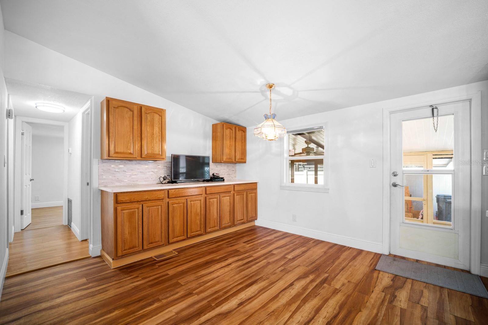 9128 Otter Pass Property Photo 11