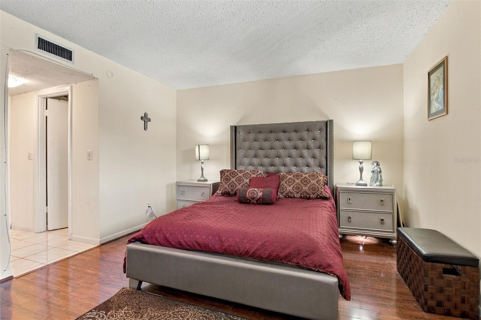 6308 Newtown Cir #8b5 Property Photo 15