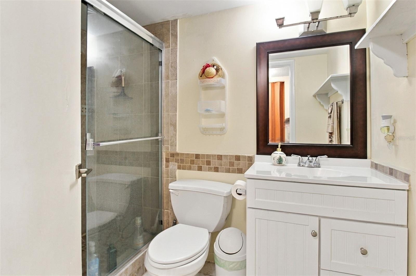 6308 Newtown Cir #8b5 Property Photo 17