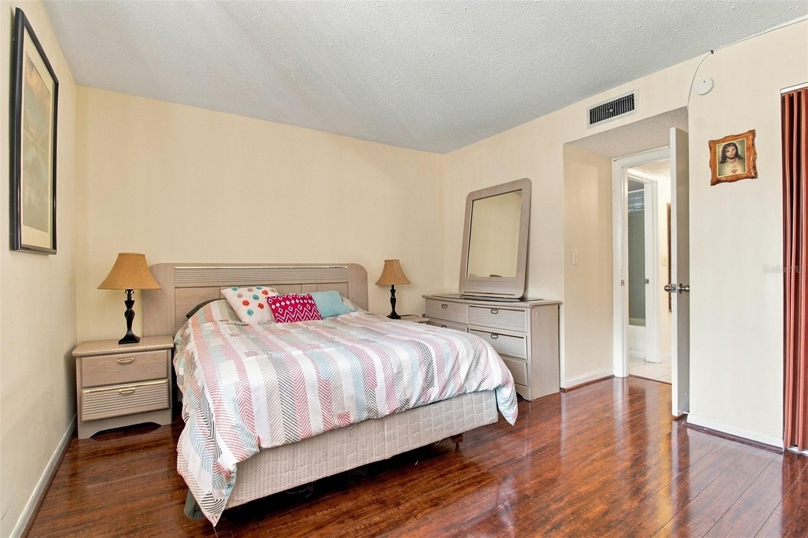 6308 Newtown Cir #8b5 Property Photo 19