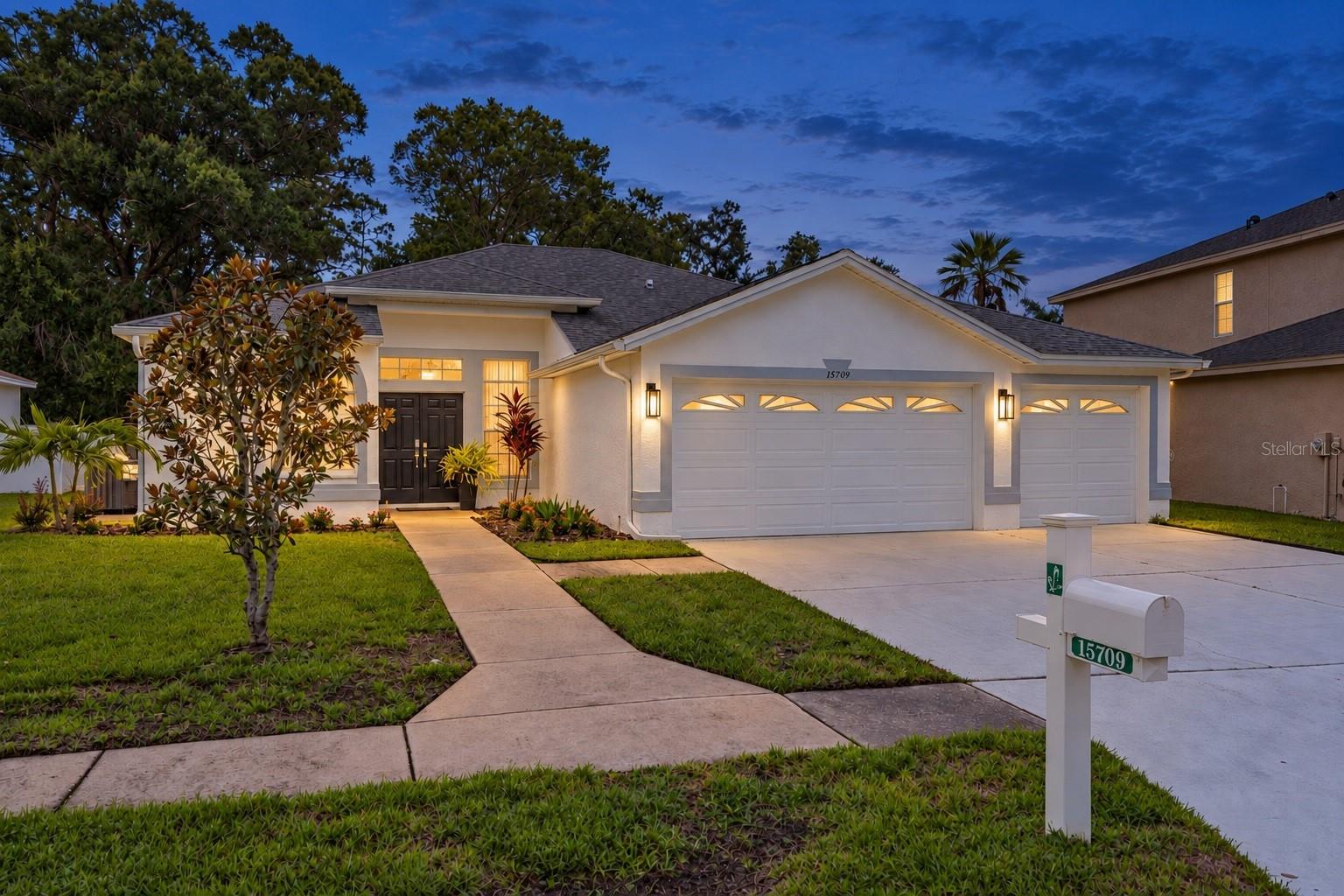 15709 Muirfield Dr Property Photo 4