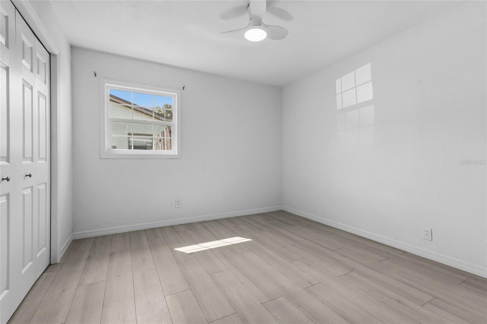 2901 Poplar St Property Photo 27