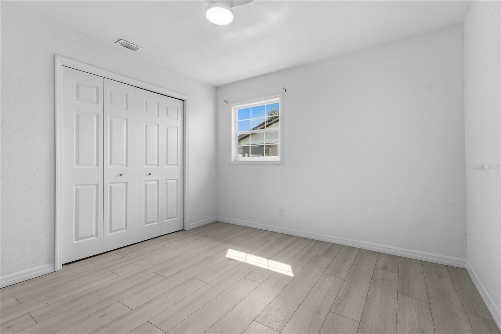 2901 Poplar St Property Photo 29