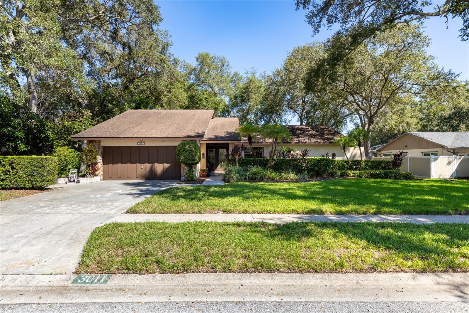 3011 Enisglen Dr Property Photo 1