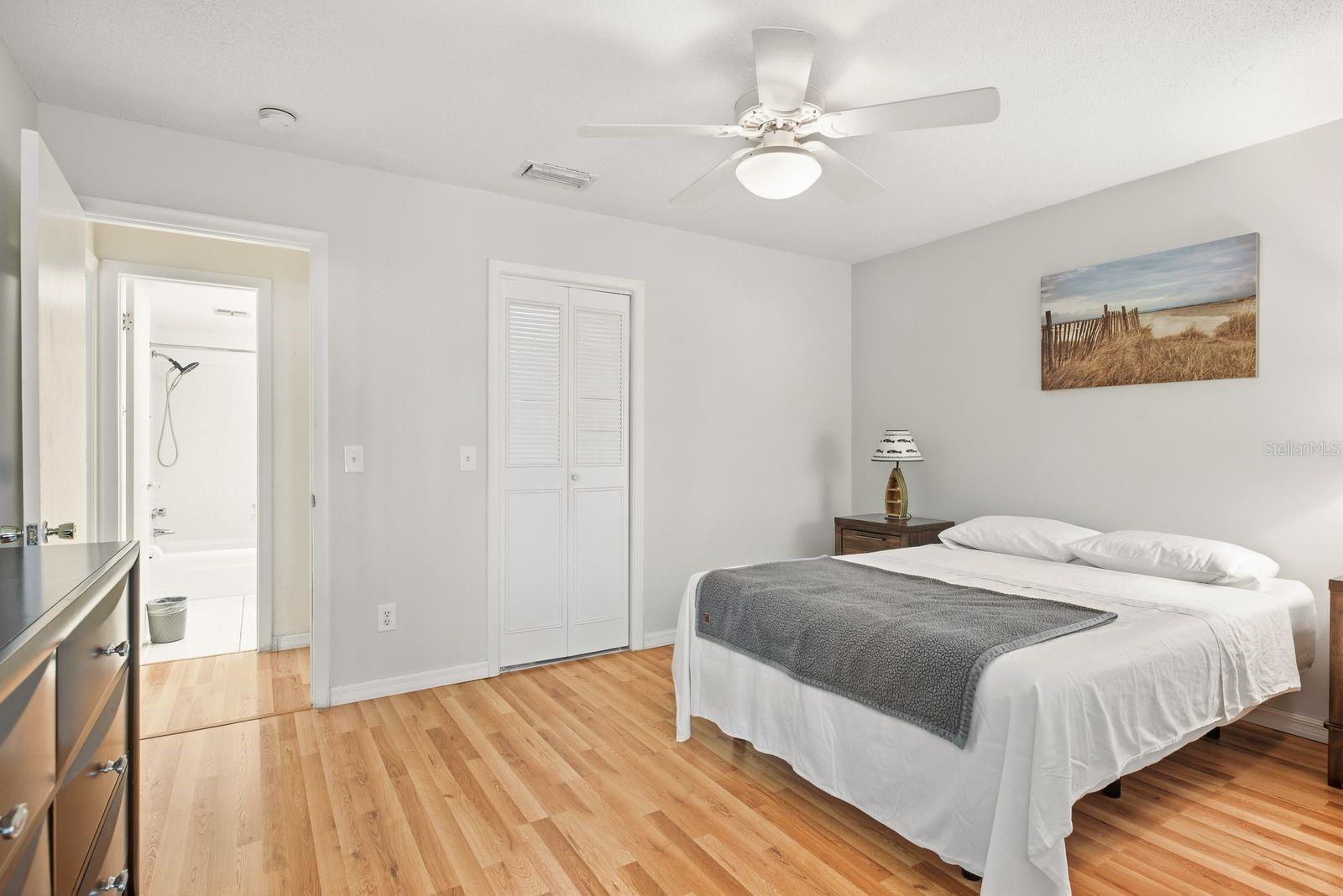 300 Clyde Ln #209 Property Photo 18
