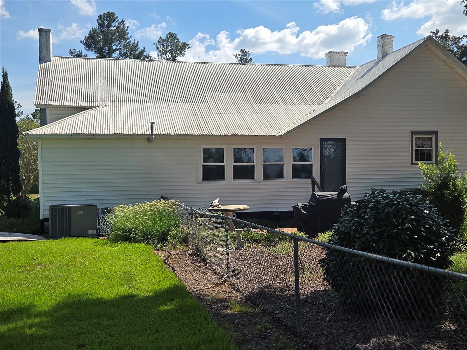 981 Bells Ferry Rd #1 Property Photo 3