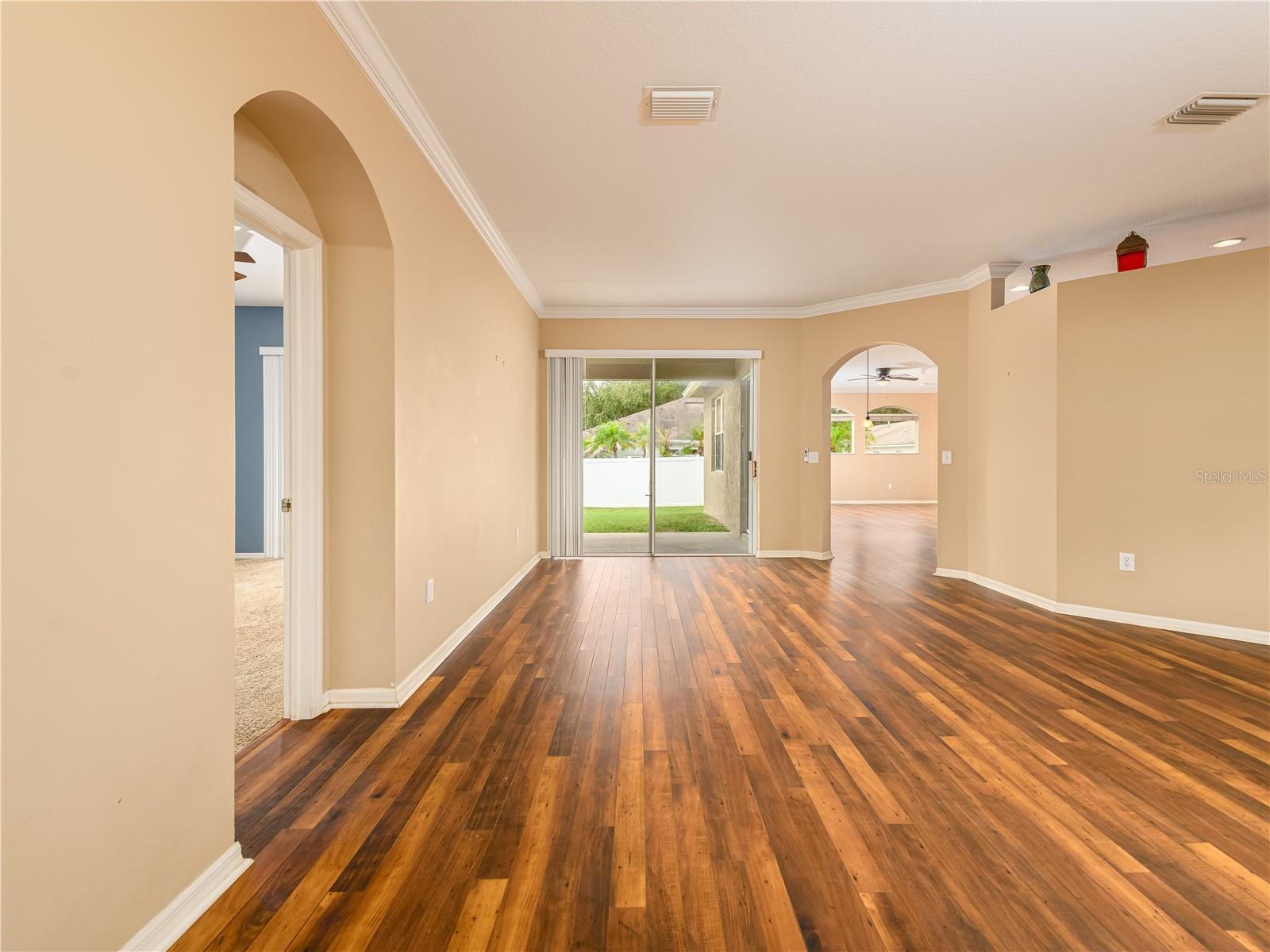4313 Orange Ridge Ct Property Photo 3
