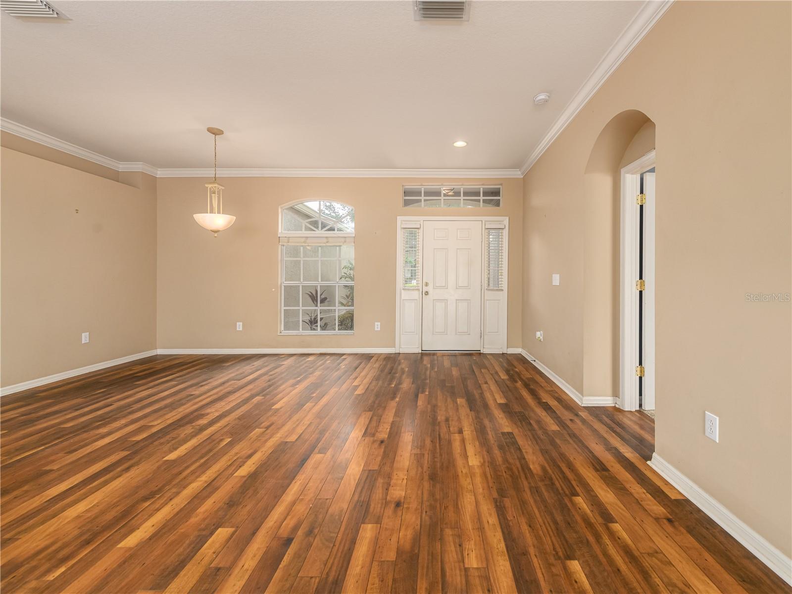 4313 Orange Ridge Ct Property Photo 4