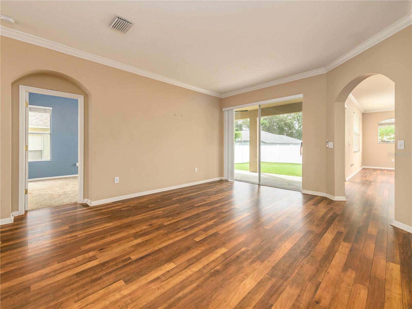 4313 Orange Ridge Ct Property Photo 7