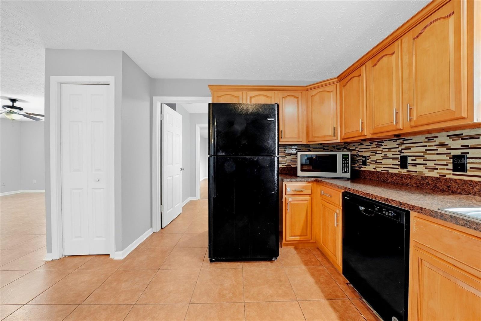 8904 N Boulevard Property Photo 15