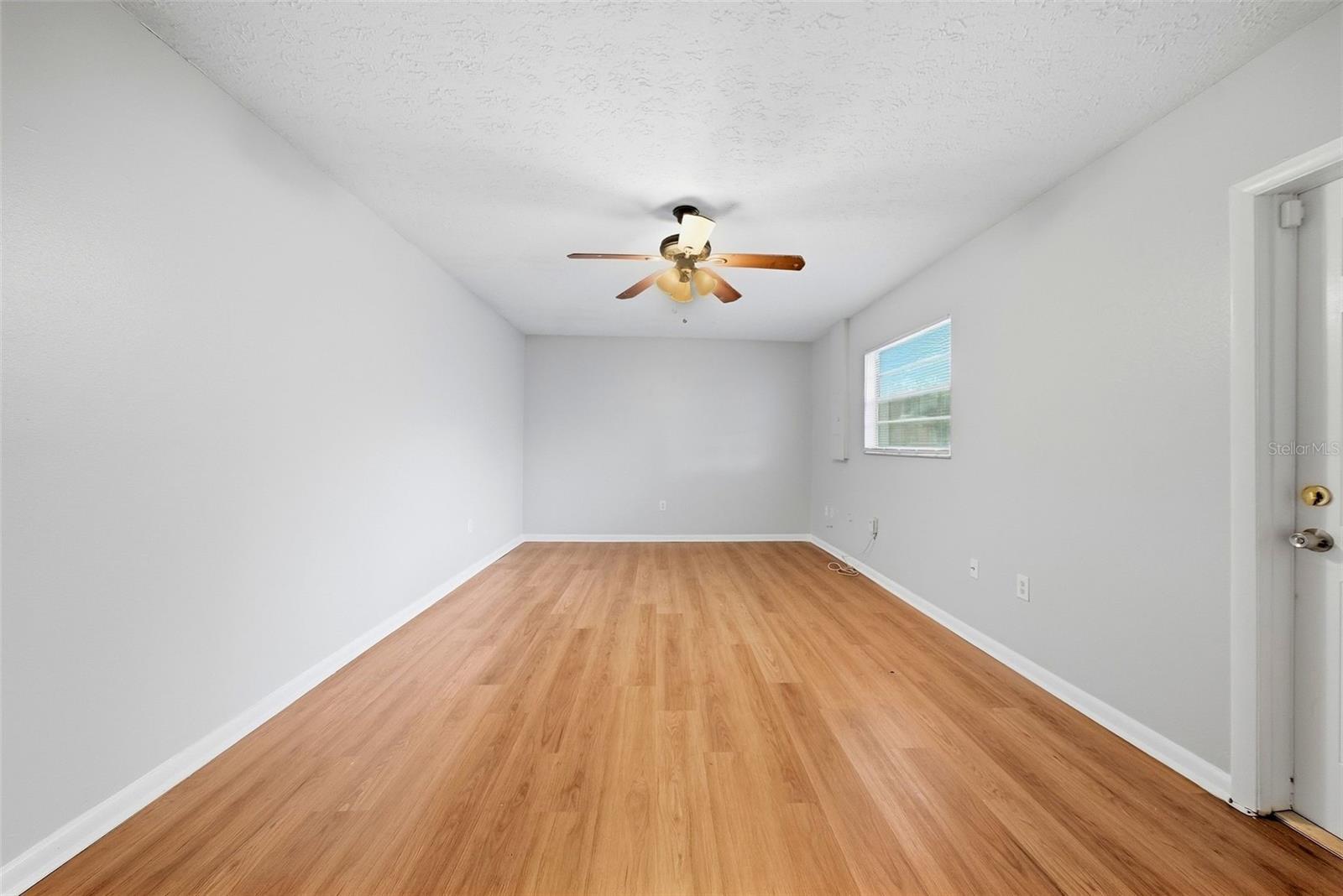 8904 N Boulevard Property Photo 17