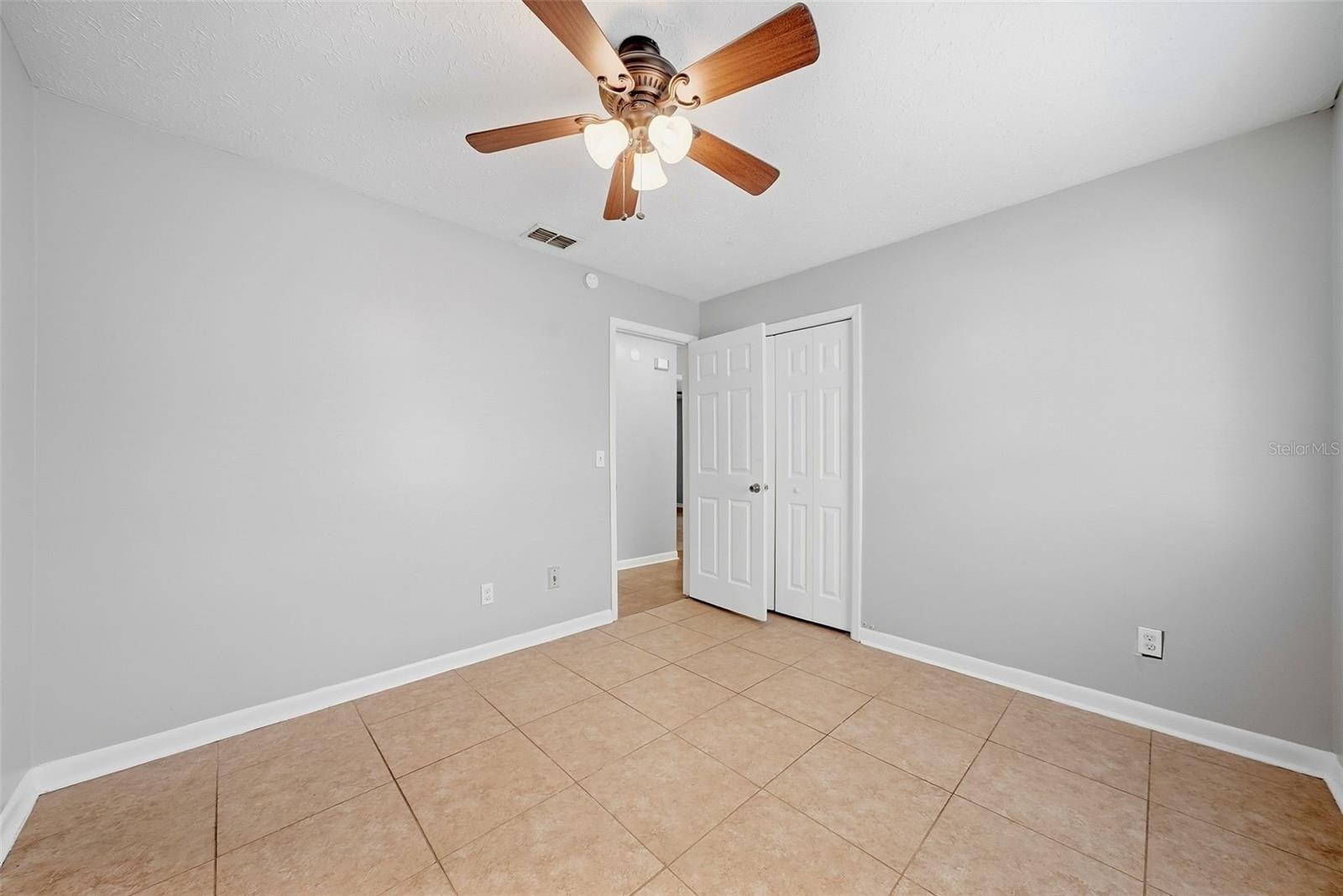 8904 N Boulevard Property Photo 23