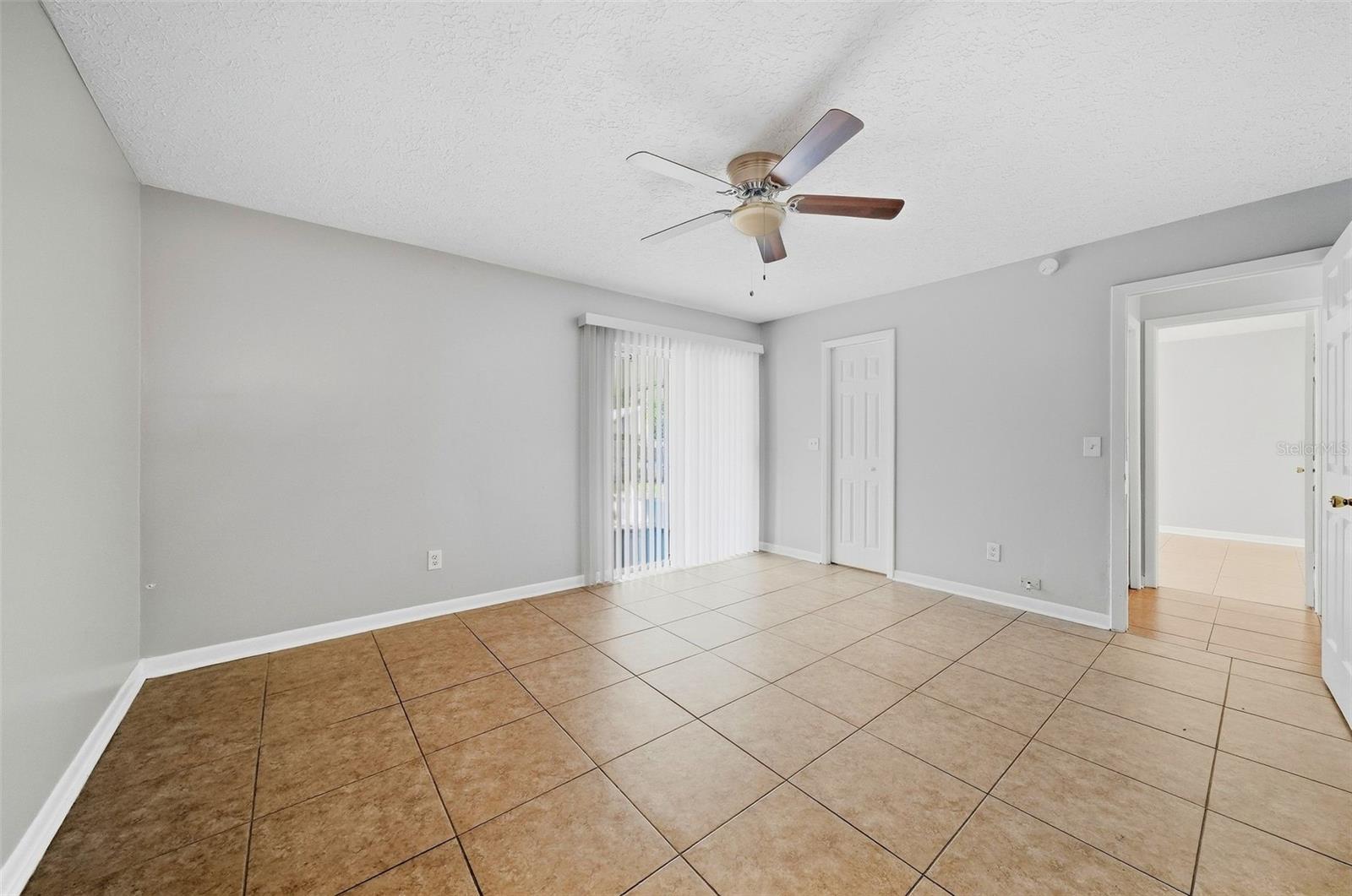8904 N Boulevard Property Photo 28