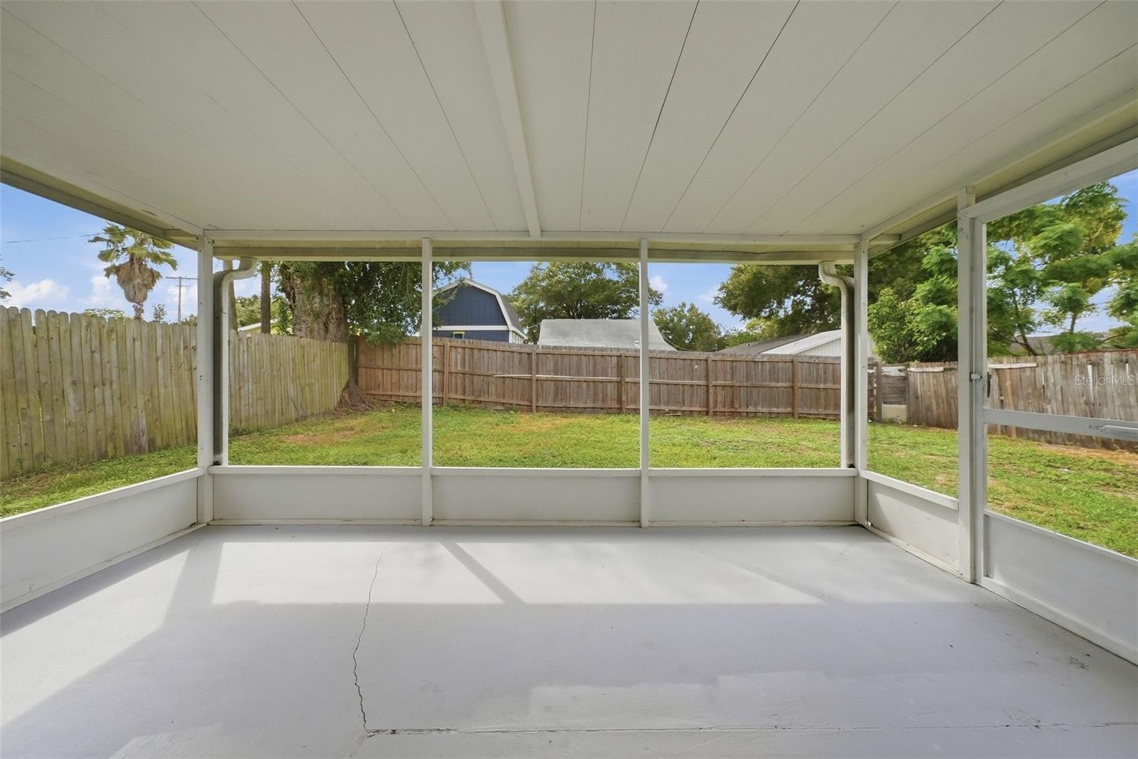 8904 N Boulevard Property Photo 35