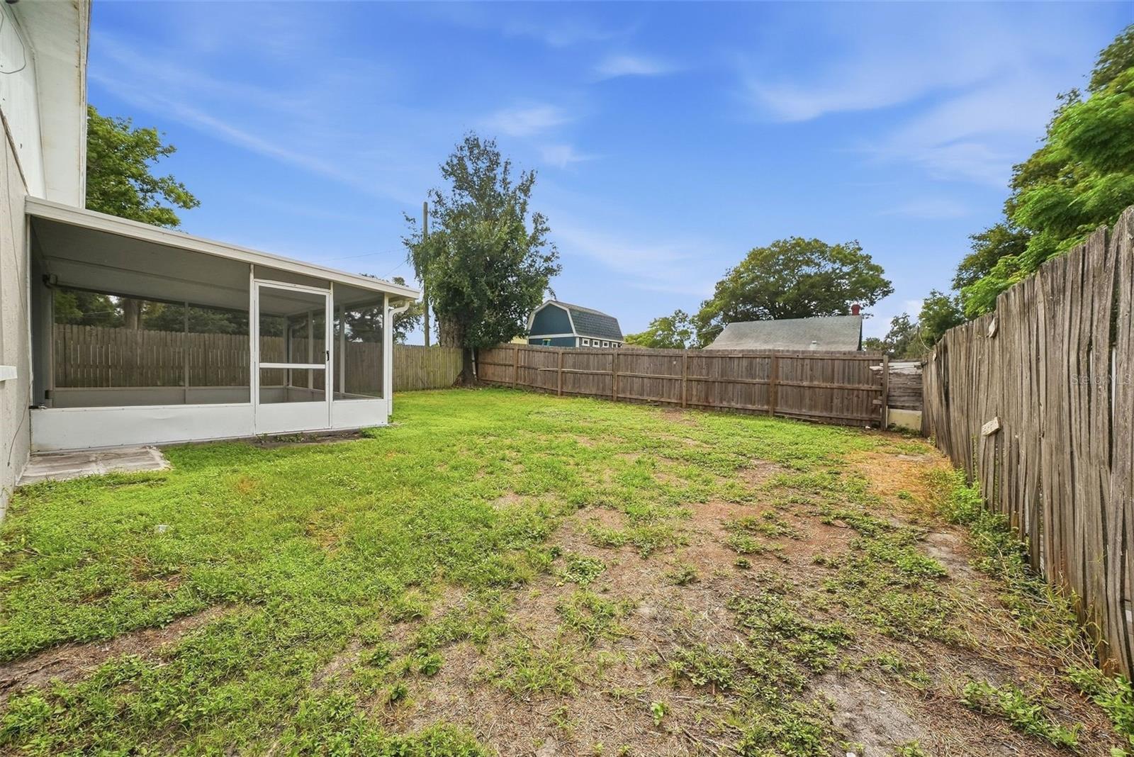 8904 N Boulevard Property Photo 42