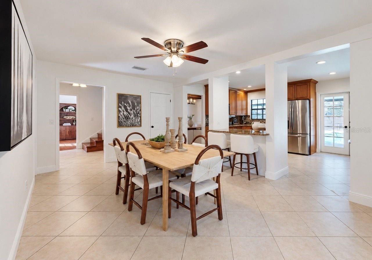 2818 Springdell Cir Property Photo 5