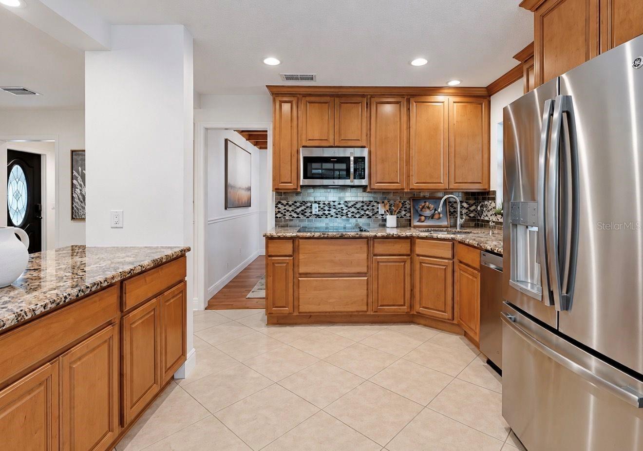 2818 Springdell Cir Property Photo 12