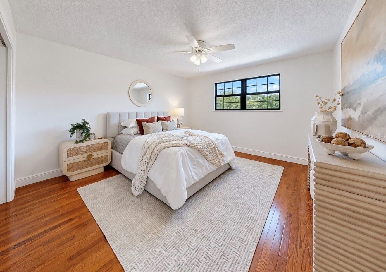2818 Springdell Cir Property Photo 37