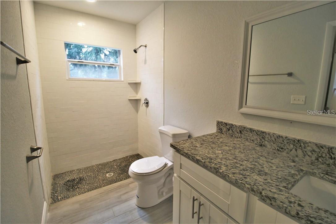 3207 W Cherokee Ave Property Photo 7