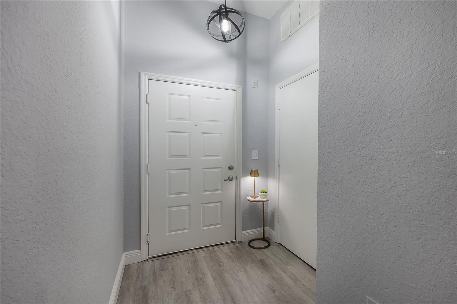 402 S Armenia Ave #114 Property Photo 8