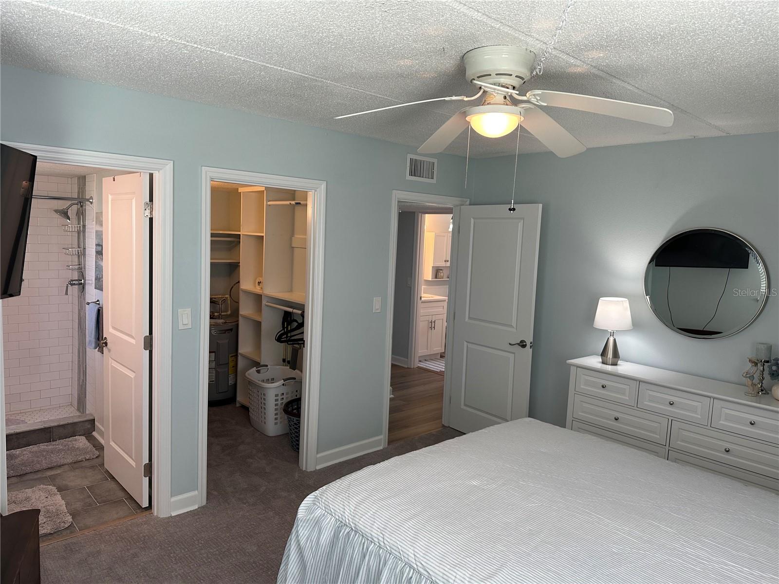 6930 Place De La Paix #1a Property Photo 18