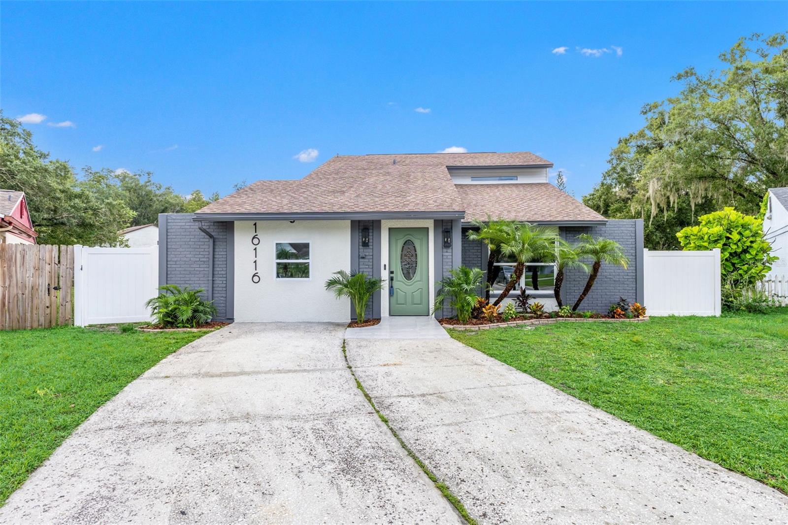 16116 Sandcrest Way Property Photo 1