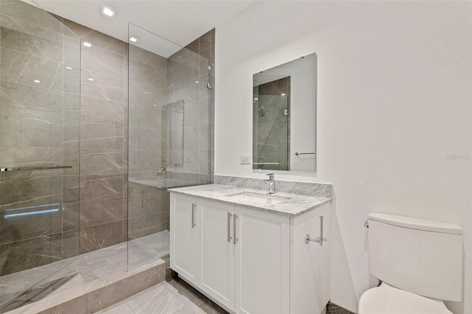3015 S Ysabella Ave #2401 Property Photo 46