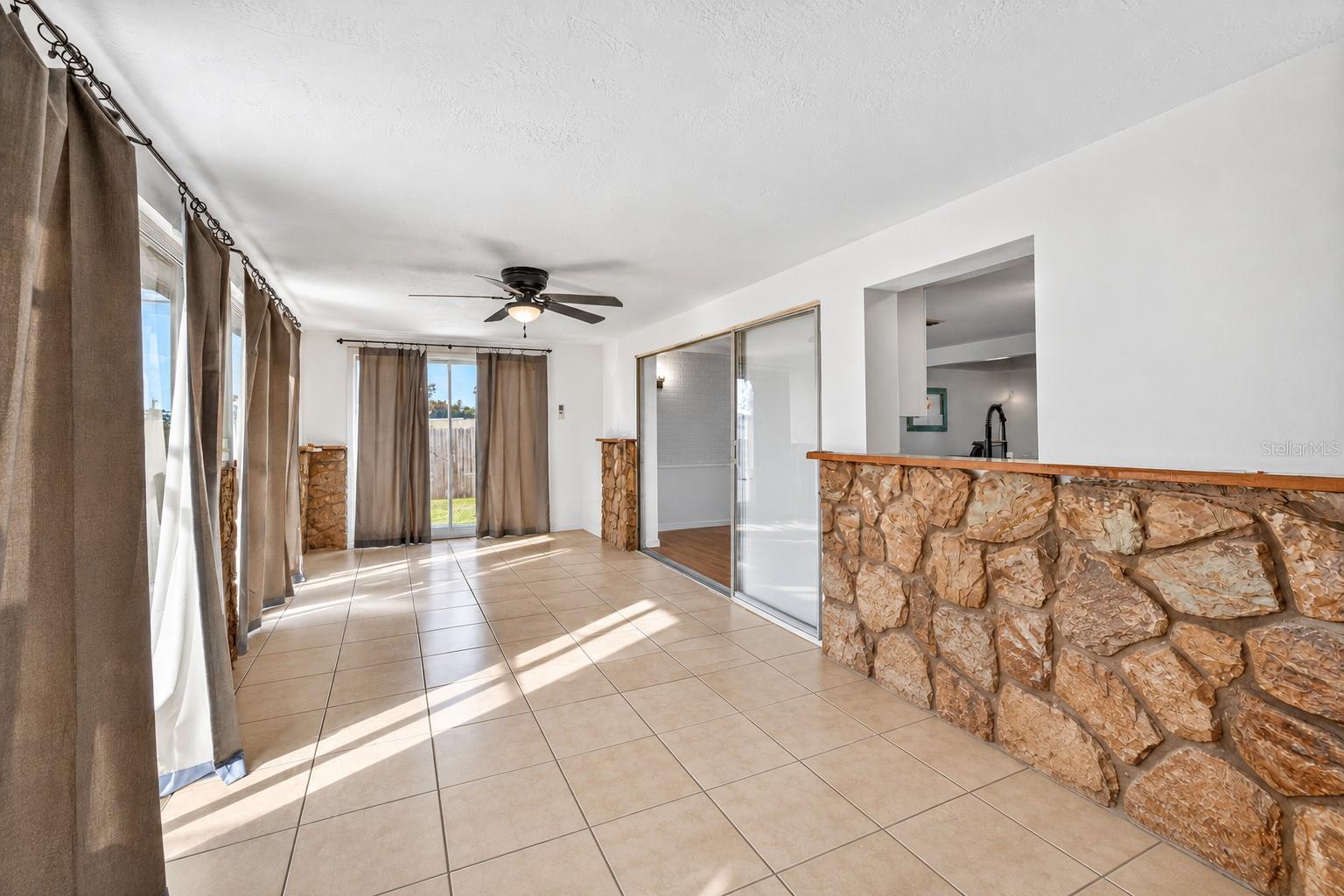 5404 Front Dr Property Photo 5