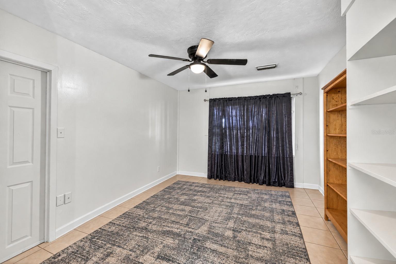 5404 Front Dr Property Photo 6