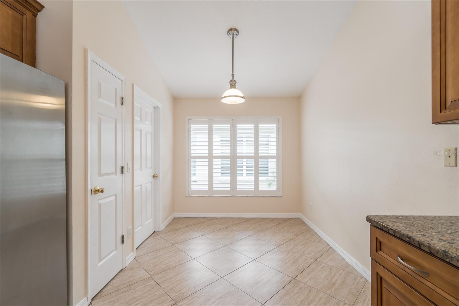 6918 Jamestown Manor Dr Property Photo 22
