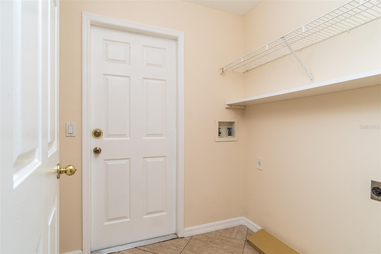 6918 Jamestown Manor Dr Property Photo 25
