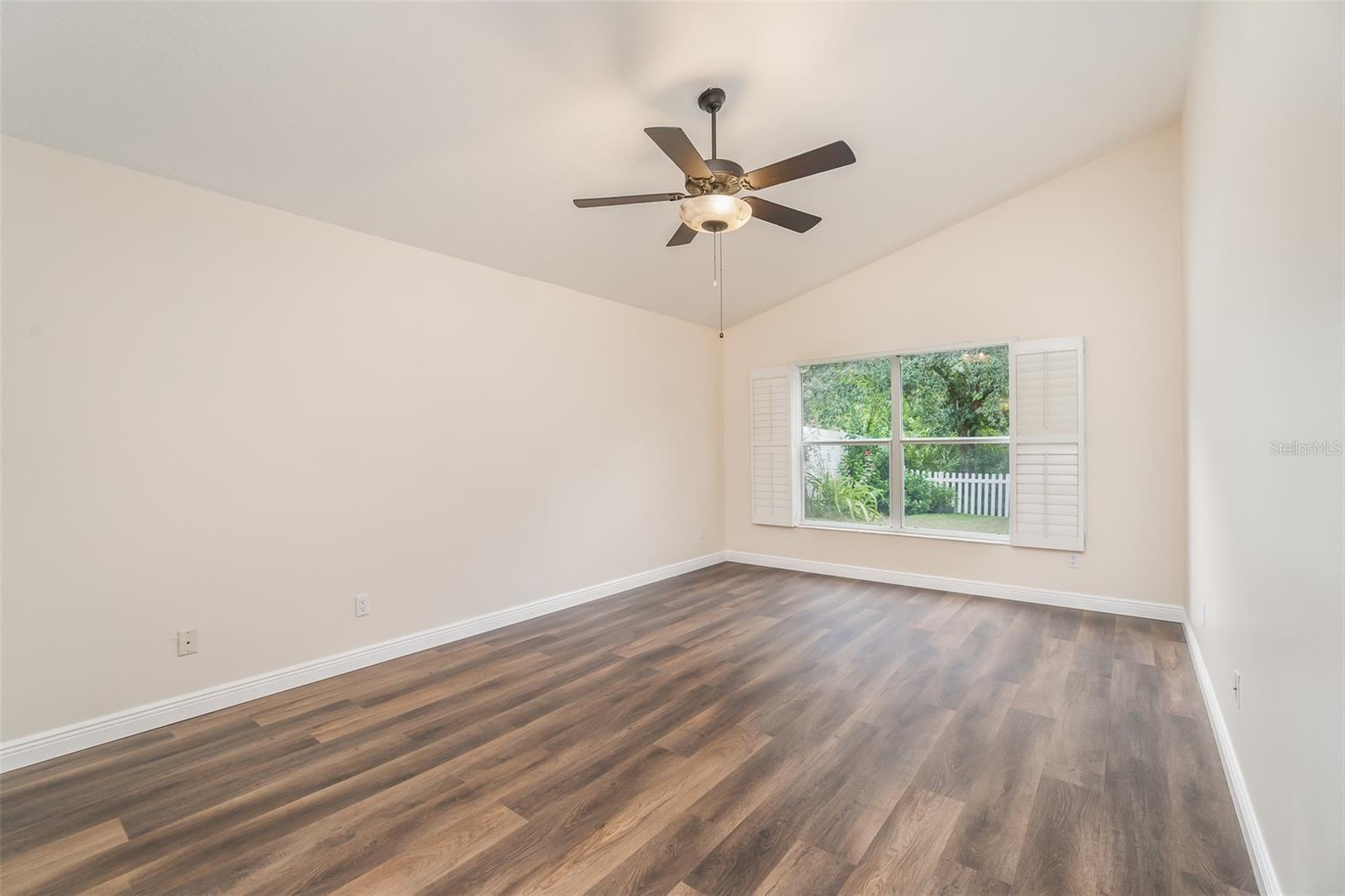 6918 Jamestown Manor Dr Property Photo 31