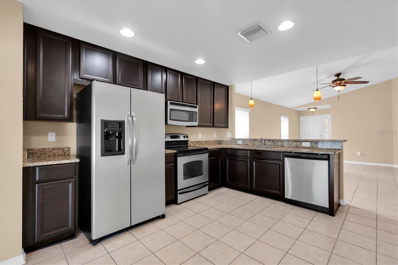 10314 Greystone Ridge Ct Property Photo 5