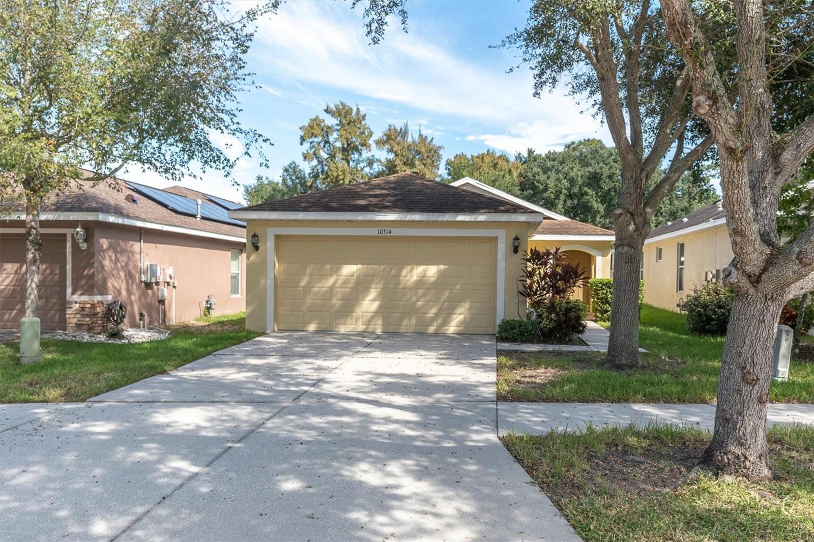 10314 Greystone Ridge Ct Property Photo 6
