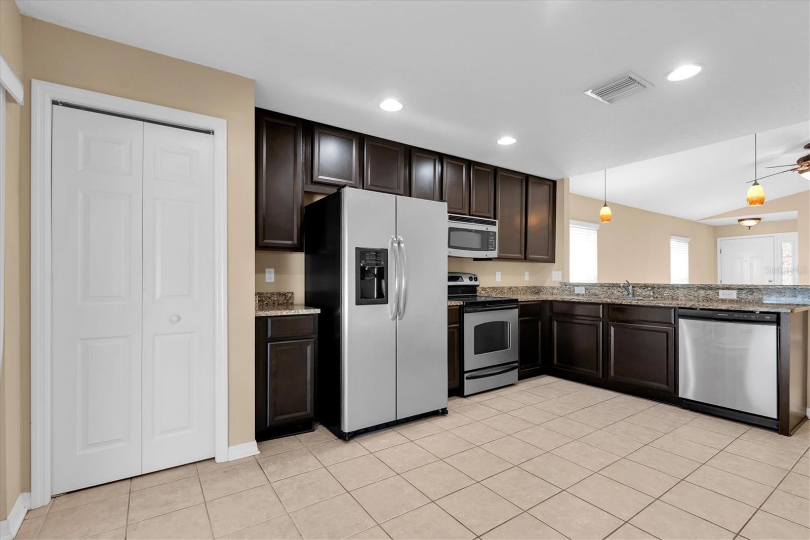 10314 Greystone Ridge Ct Property Photo 17