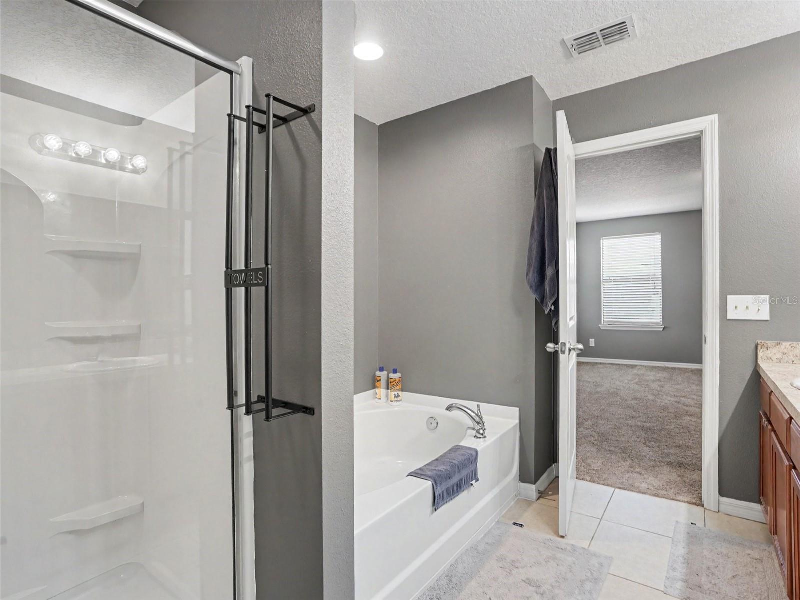 5660 Elsinore Way Property Photo 20